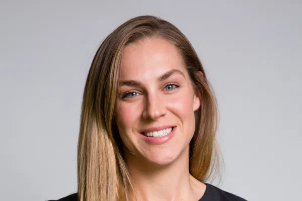 Emma-pitts-cropped.png